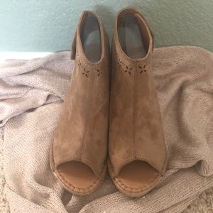 Not Rated faux suede wedges